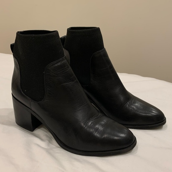erika bootie steve madden